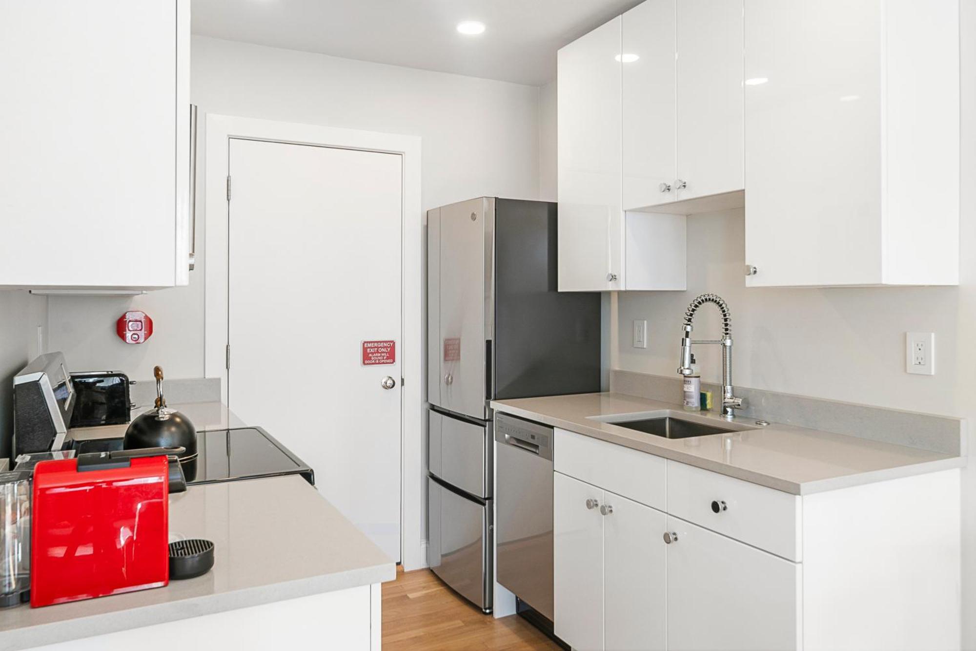 Charlesgate Suites Boston Exterior photo