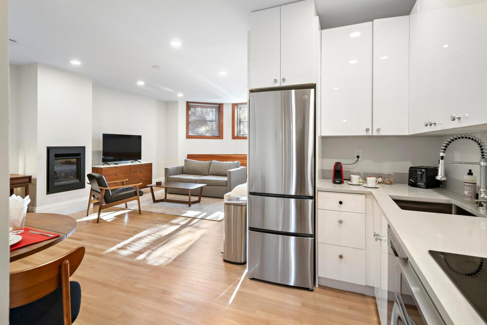 Charlesgate Suites Boston Exterior photo